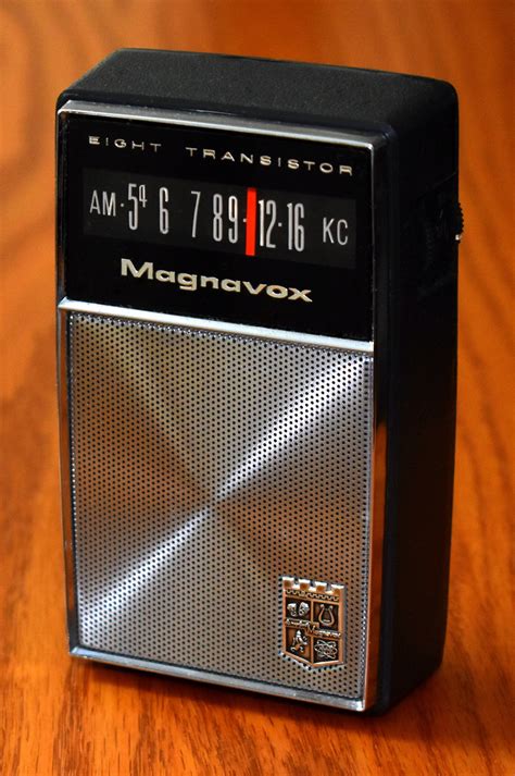 Flickrp2insecc Vintage Magnavox Transistor Radio Model Am