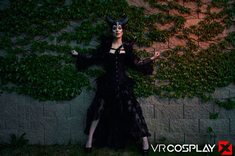 VRCosplayX Anna De Ville Maleficent A XXX Parody Story Viewer エロコスプレ