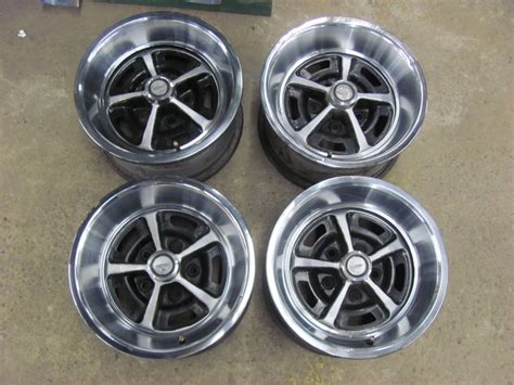 Ford 14x7 Magnum 500 Wheels With Trim Set Of 4 5 X 45 Bolt Pattern