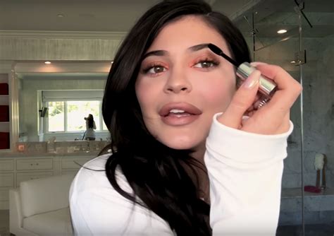 Want To Look Like Kylie Jenner Here Are All Her Beauty Secrets