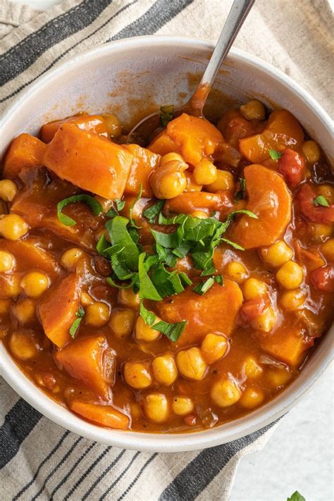 An Easy One Pot Vegetable Vegan Chickpea Stew Recipe