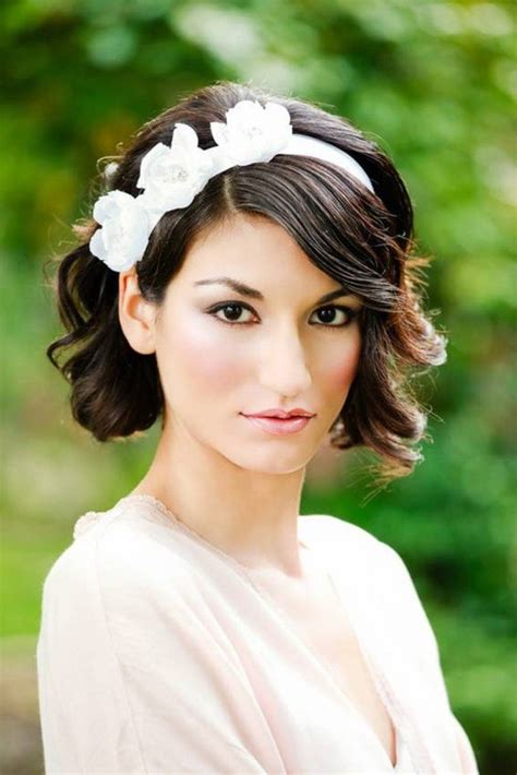 Then attach a hair vine to your hair, using it as if it were a hairband. 25 Most Favorite Wedding Hairstyles for Short Hair - The ...