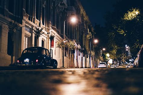 Papel De Parede Rua Paisagem Urbana Noite Carro Reflexão Horizonte Tarde Calçadas Luz