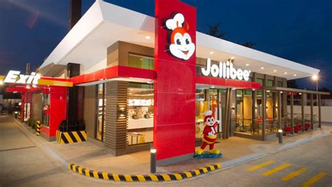 Jollibee Is Opening A New Toronto Restaurant Near Ryerson University