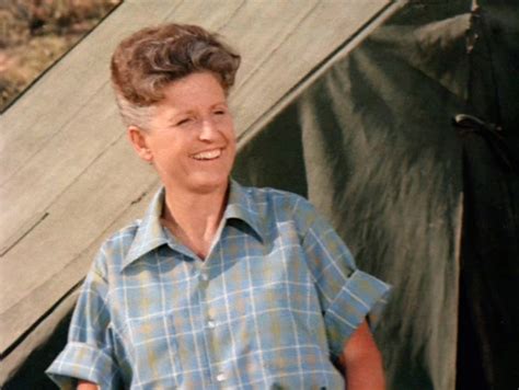 Ann B Davis Best Known As Alice On ‘the Brady Bunch Maid An Impression With Viewers New