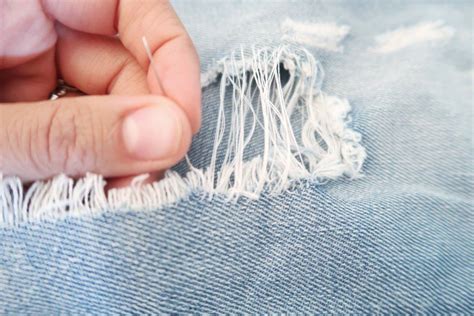 The Best Way To Fix And Restore Your Ripped Jeans To Look New Again In 2020 Ripped Jeans