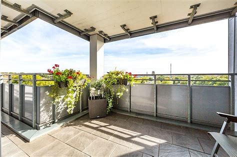 In wirtschaftlich gut situierten großstädten und ballungsräumen herrscht teilweise akuter wohnungsmangel. Wohnen über den Dächern von Buer! | Immobilien-Management ...