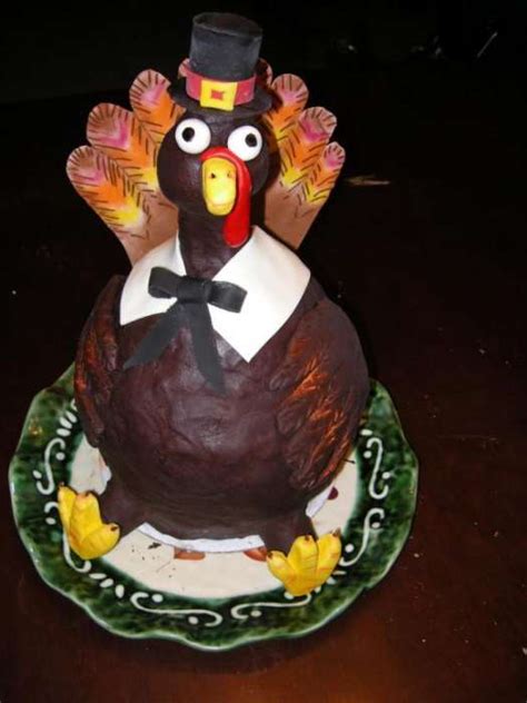 These amazing thanksgiving cakes will make you rethink thanksgiving desserts. Thanksgiving Turkey Cakes - 23 Pics | Curious, Funny Photos / Pictures