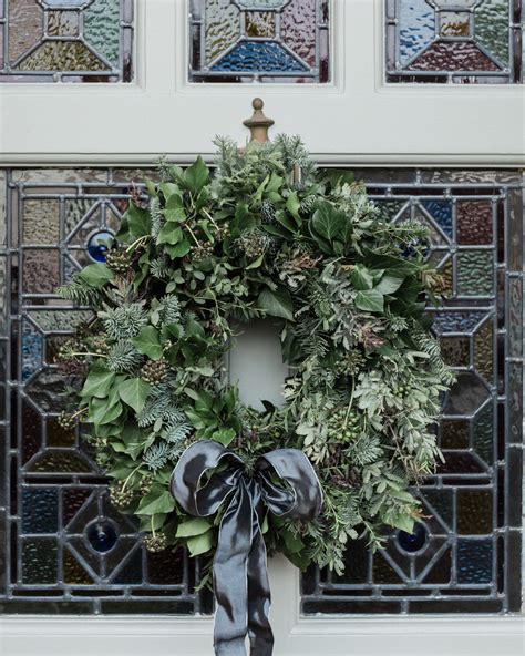 Christmas Door Wreaths Floristry Industry Insight Flowerona