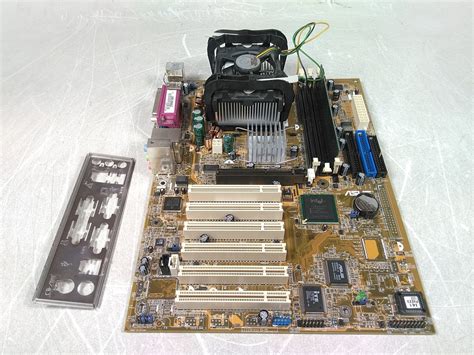 Asus P4pe X Atx Motherboard Pentium 4 18ghz 256mb 0hd Boots Includes