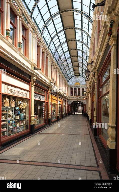 Hull Arcade Hi Res Stock Photography And Images Alamy