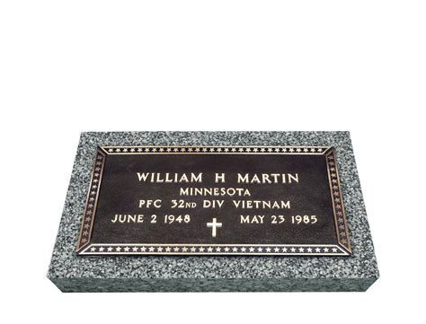 Veteran American Hero Single Bronze Grave Marker Lovemarkers