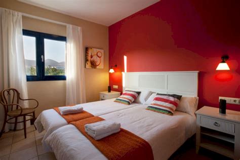 Warm Paint Colors For Bedrooms 3 Decoredo
