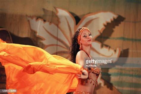 Arabic Belly Dance Photos And Premium High Res Pictures Getty Images