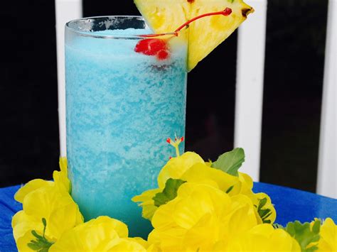 10 Delicious Blue Curaçao Cocktails Delishably