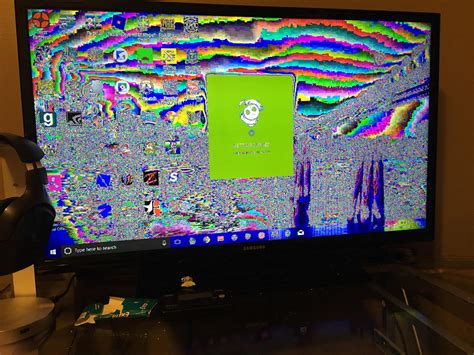 After A Windows Update My Brothers Computer Looks Like This Is The