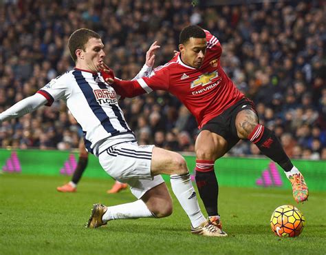 Memphis Depay | Memphis Depay's Mother's Day boots | Sport Galleries