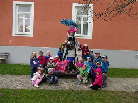 Kindergarten Wiki Gasen Gewann Mit Müllscheuche Weiz