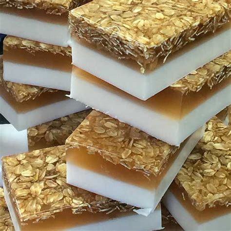 Glycerin, a natural emollient, draws moisture out of the air to benefit skin health. Oatmeal Goats Milk & Honey Soap - Alba Naturals