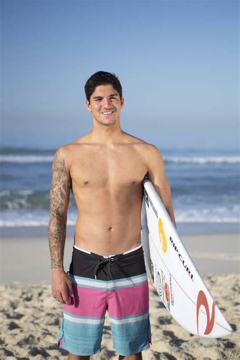 We were unable to load disqus. Gabriel Medina lança biografia, fala sobre relação com pai ...