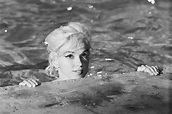 Lawrence Schiller - Marilyn Monroe back turned (black and white), 1962 ...