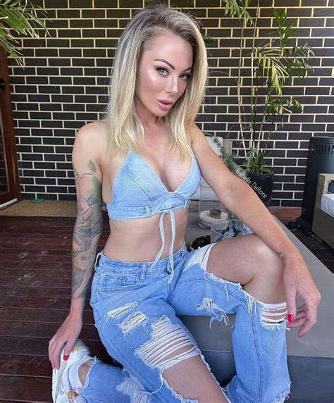 isabelle deltore age height weight net worth dating bio and wiki