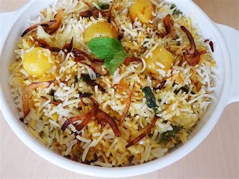 Aloo Biryani Dum Potato Biryani Swasthis Recipes