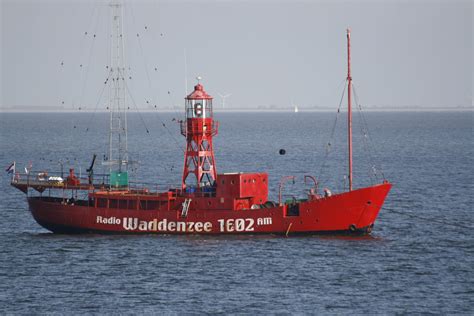 Di heef) is an intertidal zone in the southeastern part of the north sea. Laatste uitzendingen Radio Waddenzee | T E R N A A R D
