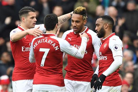 The gunners face another tough opening test after last season saw them take on manchester what are arsenal's 2019/20 fixtures? Arsenal fans angered by Premier League fixtures for 2019 ...