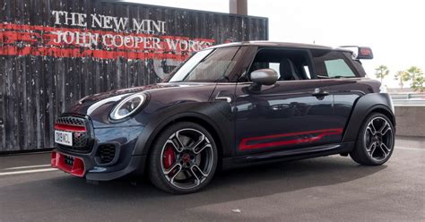 2020 Mini John Cooper Works Gp Debuts We Hop In For A Ride Cnet