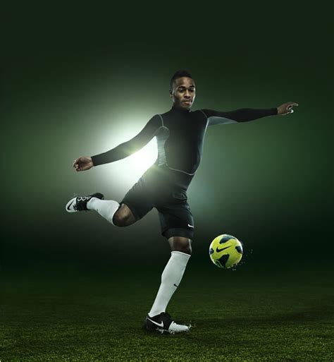To find out how the professionals deal with harsh weather, we caught up with liverpool & england winger raheem sterling on the set of a photoshoot. Liverpool's Raheem Sterling wears the Nike GS2 | Football ...