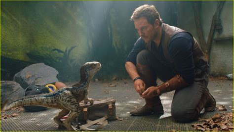 Jurassic World Fallen Kingdom Full Trailer Released Watch Now