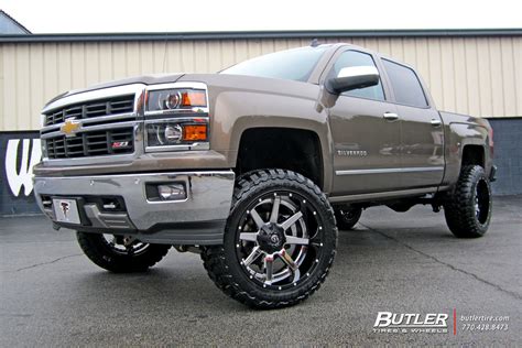 Chevrolet Silverado With 22in Fuel Maverick Wheels Exclusively From