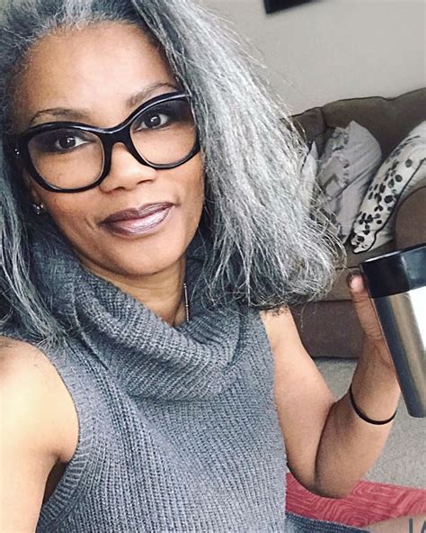 These 30 Women Are Ditching Hair Dye And Embracing Their Natural Hair