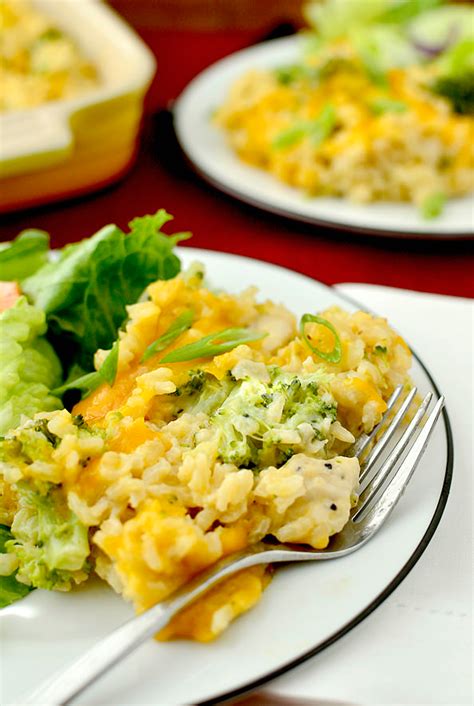 Stir in chicken and broccoli. Skinny Cheesy Chicken and Broccoli-Rice Casserole | Recipe ...