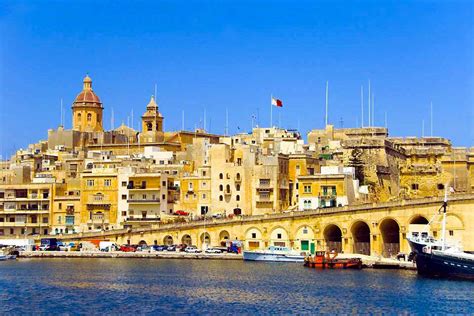 Travel To Valletta Malta Valletta Travel Guide Easyvoyage