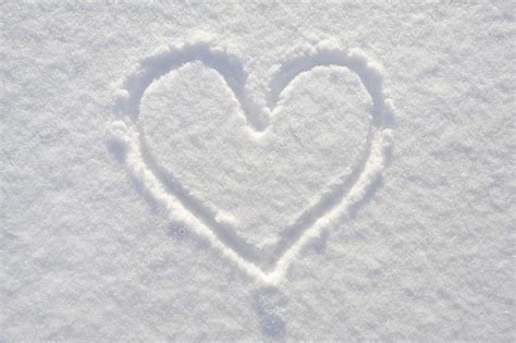 Heart In Snow — Stock Photo © Filmfoto 2460232