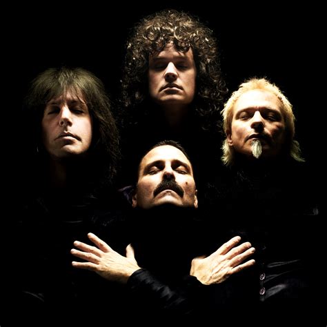 Queen are a british rock band that formed in london in 1970. Queen