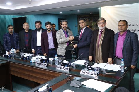 Punjab Higher Education Commission Signs Memorandum Of Understanding With Lahore Chamber Of
