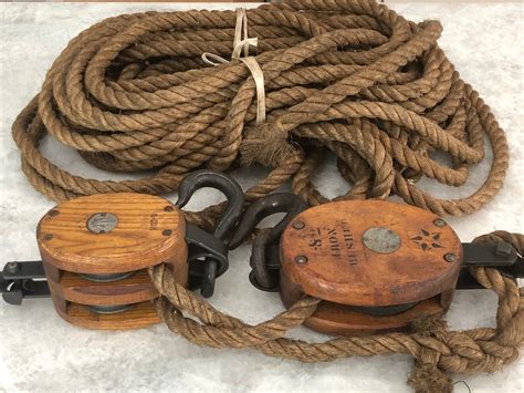 Vintage Wood Block And Tackle Pully With Rope Etsy