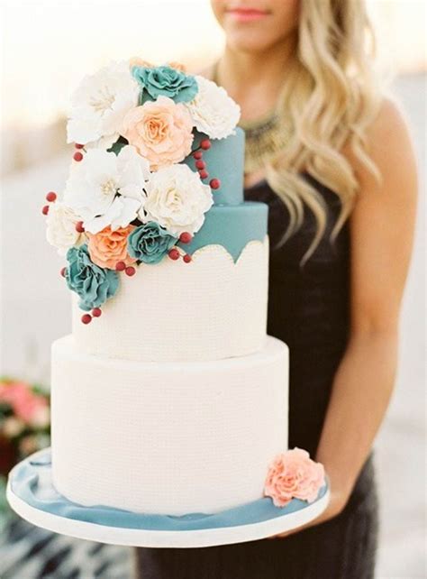Extraordinary Wedding Cakes Desert Illusion