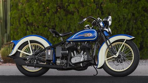 The bike's got its name from the specific shape of the rocker boxes that remind of the knuckles. 1936 Harley-Davidson VLH | S218 | Las Vegas 2019