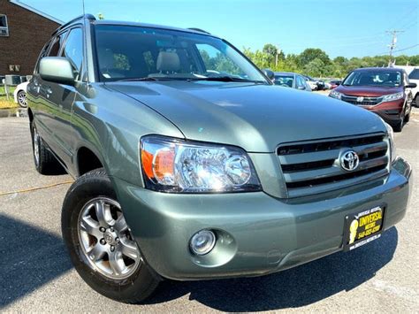 Used 2005 Toyota Highlander Limited V6 Awd For Sale With Photos