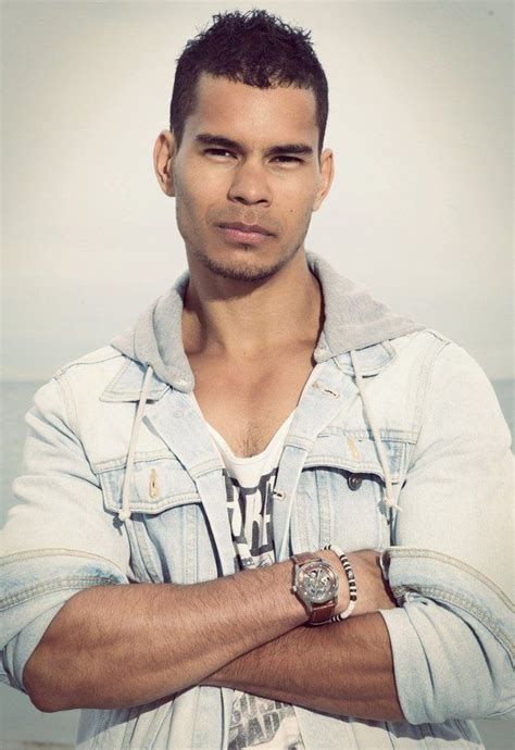 11 Of The Hottest Aboriginal Men And Women Aboriginal Man Cole Smith Beautiful Men