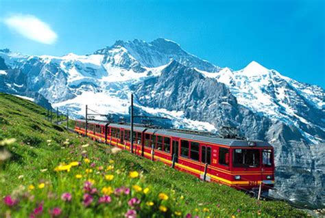 Mivel területét az alpok hegyvonulata uralja, szokás ausztria mellett az alpok országának hívni. Svájc, az Alpok országa | - 120.000 Ft/főtől