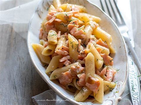 Check spelling or type a new query. Pasta al salmone cremosa (senza panna!) la Ricetta veloce ...