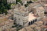 Become Acquainted with Traditional Umbria in the Town of Gubbio ...