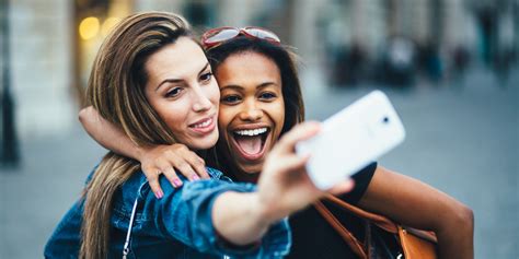 These Are The 12 Best Phones For Taking Selfies Business Insider