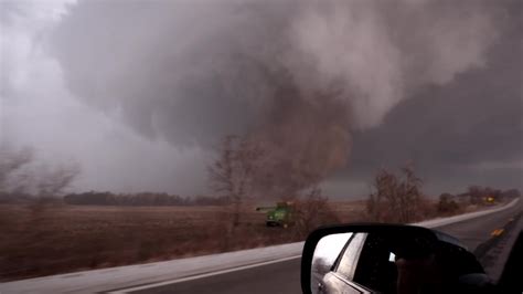 Storm Chaser Captures Clear Video Of Huge Tornado In Iowa Videos From