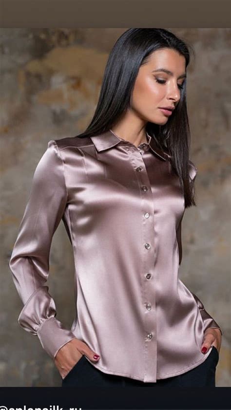 Pin By Daniela Hausfrau On Collection Satin Blouses Shiny Blouse Silk Blouse Outfit